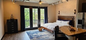 5300 Peachtree Rd, Unit 3513 in Atlanta, GA - Building Photo
