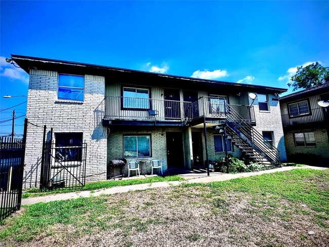 property at 6802 Sayers St