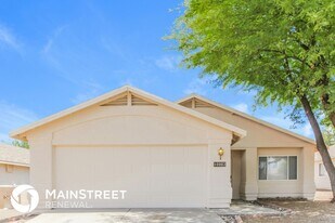 10063 E Paseo San Ardo in Tucson, AZ - Building Photo