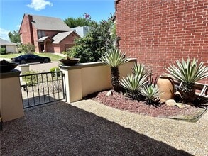 18 San Saba St in Mission, TX - Building Photo - Building Photo