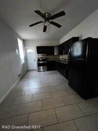 170 Meehan Ave photo'