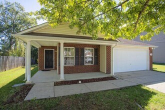 5248 Sunsail Dr in Nashville, TN - Building Photo - Building Photo