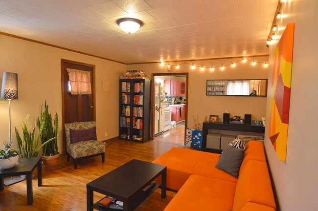 608 S Webber St in Urbana, IL - Building Photo - Building Photo