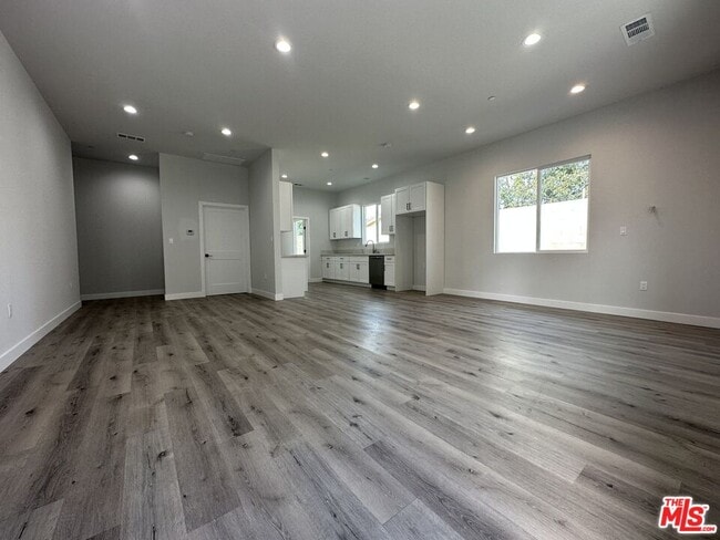 property at 6829 Bellaire Ave