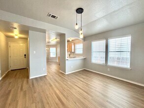 6615 Carlsbad Rio in San Antonio, TX - Building Photo - Building Photo