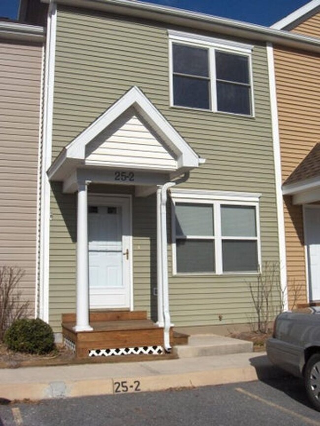property at 25 Beverly Ct