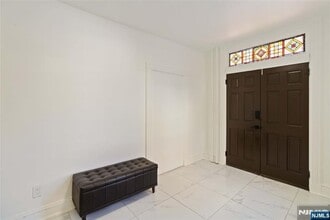 87 James St in Englewood, NJ - Building Photo - Building Photo