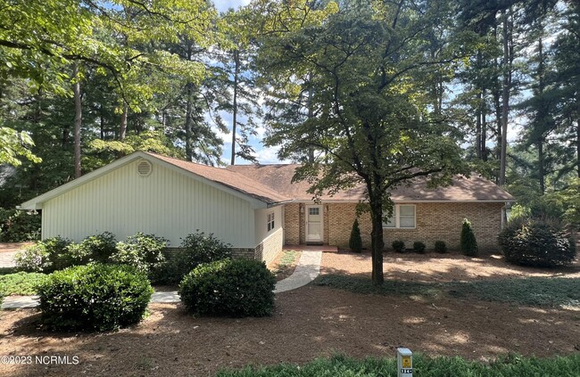 60 Gingham Ln in Pinehurst, NC - Building Photo - Building Photo