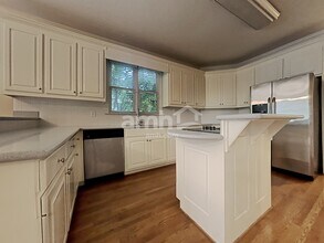 4850 Duncans Lake Dr NE in Buford, GA - Building Photo - Building Photo