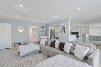 827 194th St in Glenwood, IL - Building Photo - Building Photo