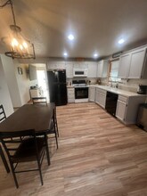 118 Chickadee Dr in Kelso, WA - Building Photo - Building Photo