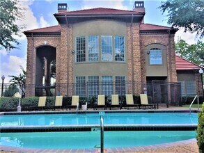 3400 Edloe St in Houston, TX - Building Photo - Building Photo