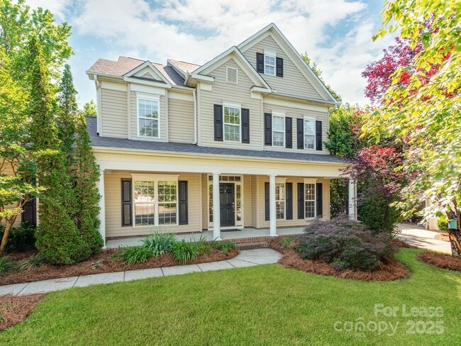 533 Montgrove Pl NW in Concord, NC - Building Photo - Building Photo