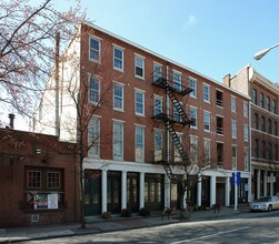 212 Race St in Philadelphia, PA - Building Photo - Building Photo