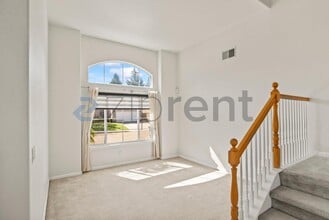 2433 Pearlite Way in Antioch, CA - Building Photo - Building Photo