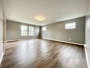 5904 Kacie Ct in Muskegon, MI - Building Photo - Building Photo