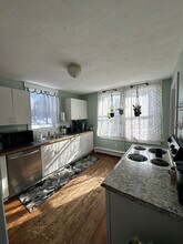 9 Depot St in Alton, NH - Building Photo - Building Photo