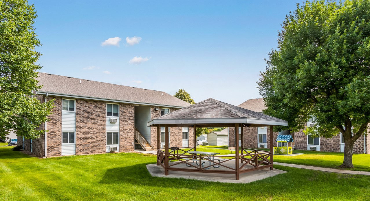 Norwalk Park Apartments in Norwalk, IA - Building Photo