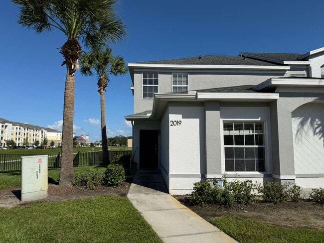 2019 Claudia Ln in Kissimmee, FL - Building Photo - Building Photo