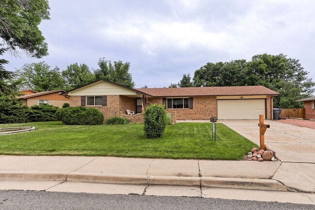property at 4342 N Sheridan Ave