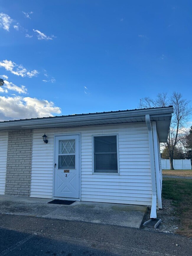 12635 Williamsport Pike in Greencastle, PA - Building Photo - Building Photo