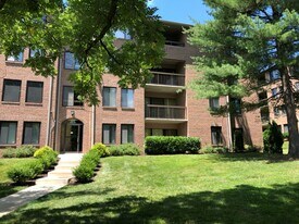 11309 Commonwealth Dr in Rockville, MD - Building Photo