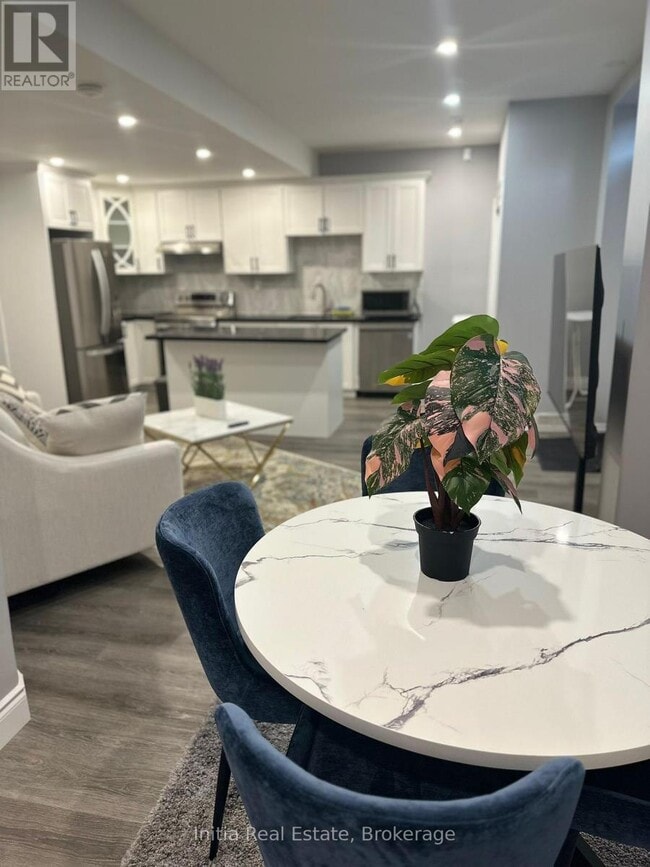 3212 Preserve Dr in Oakville, ON - Building Photo - Building Photo