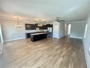 1001 NE Hts Ln in Bentonville, AR - Building Photo - Building Photo