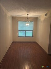 701 Rosewood Dr in Victoria, TX - Building Photo - Building Photo