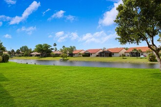 45 Columbia Ct in Deerfield Beach, FL - Building Photo - Building Photo
