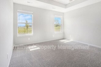 611 Fall Meadow Ln in Belton, MO - Building Photo - Building Photo