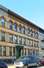 806 Macon St in Brooklyn, NY - Building Photo - Building Photo