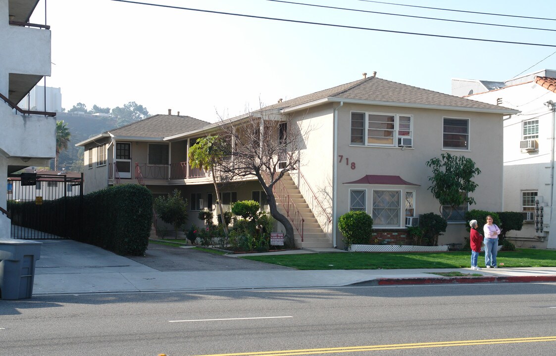 718 E Chevy Chase Dr in Glendale, CA - Building Photo