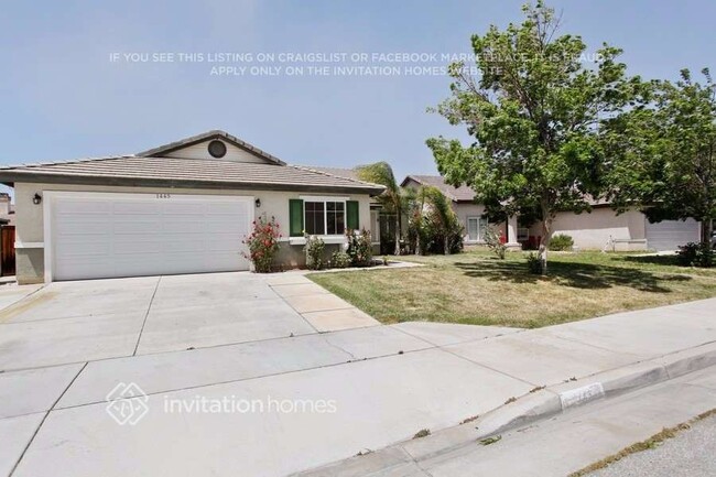 property at 1445 Nutmey Ln