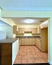 6731 S Waterway Dr in Miami, FL - Building Photo - Building Photo