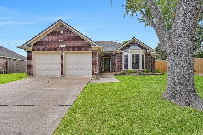 property at 13906 Aspen Knoll Ct