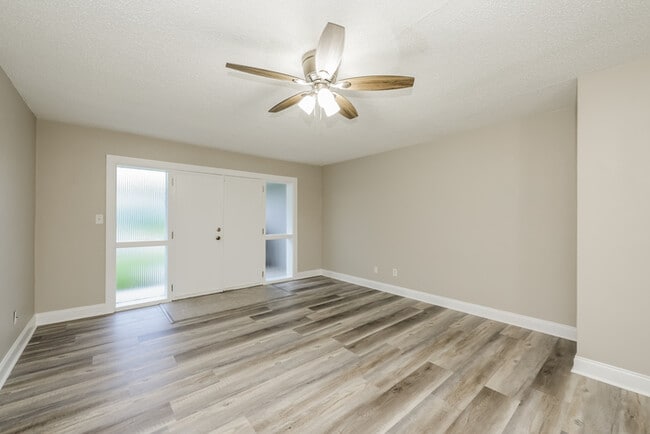 1023 San Pedro Dr in Dunedin, FL - Building Photo - Building Photo