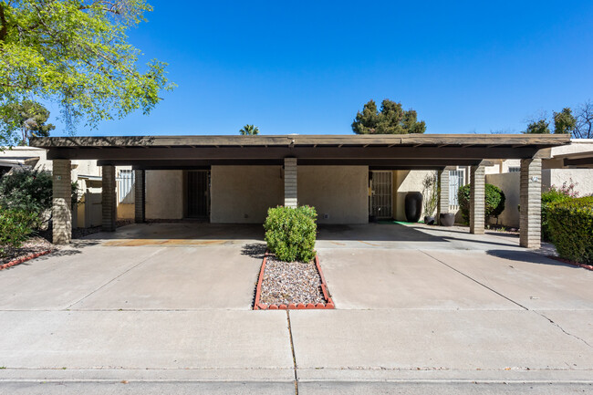 17 W Casa Hermosa Dr in Phoenix, AZ - Building Photo - Building Photo