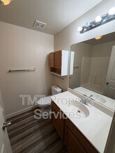 8120 Crystal Walk Cir in Elk Grove, CA - Building Photo - Building Photo