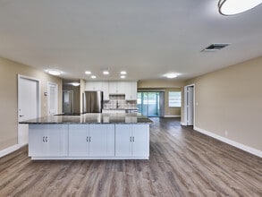 2081 SW 13th Terrace in Boynton Beach, FL - Building Photo - Building Photo