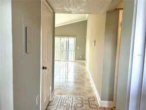 6042 Amberly Ave in Orlando, FL - Building Photo - Building Photo