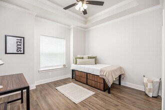 2151 E Grande Blvd in Tyler, TX - Building Photo - Building Photo