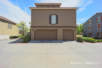 5618 S 21st Terrace in Phoenix, AZ - Building Photo - Building Photo