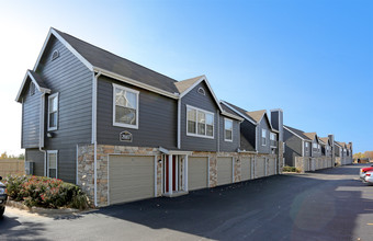 Villas at Bailey Ranch in Owasso, OK - Foto de edificio - Building Photo