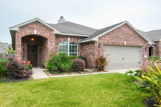 property at 28602 Lockeridge Farms Dr