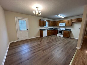 360 Widgeon Dr in Newnan, GA - Building Photo - Building Photo