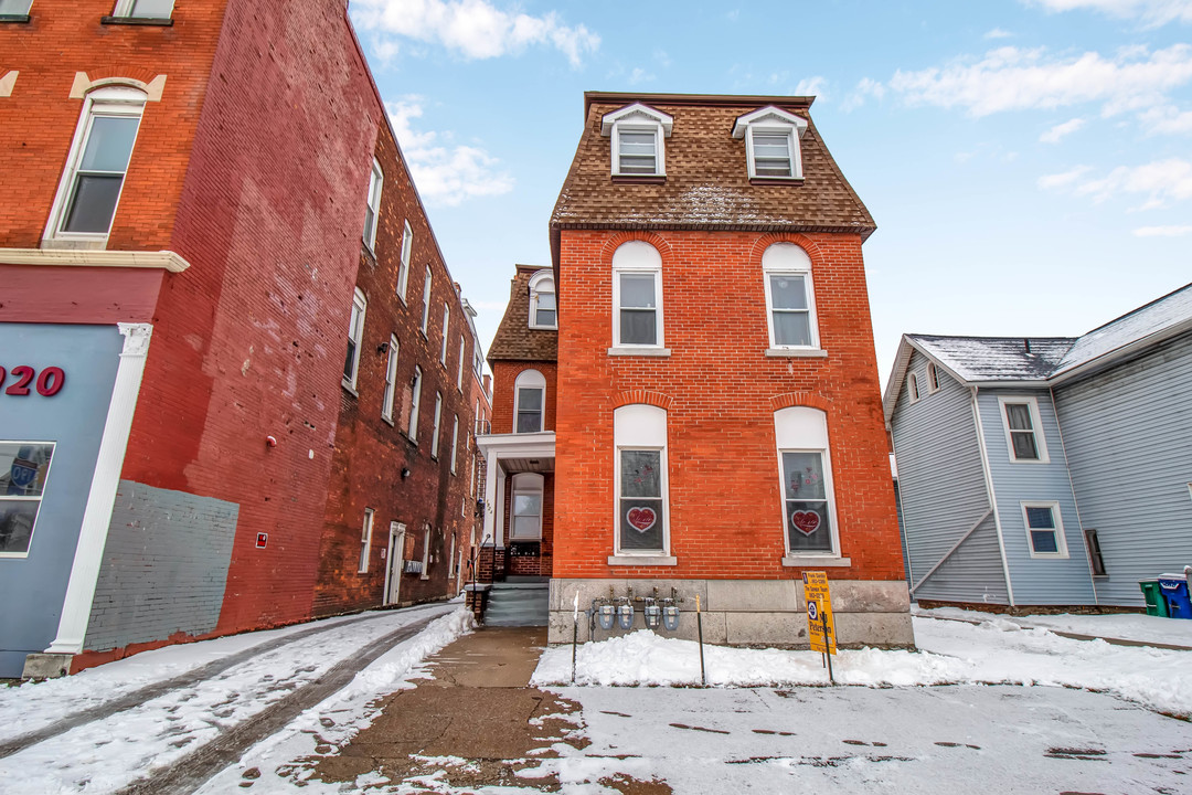 1924 Niagara St in Buffalo, NY - Building Photo