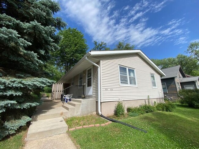 property at 833 Maggard St