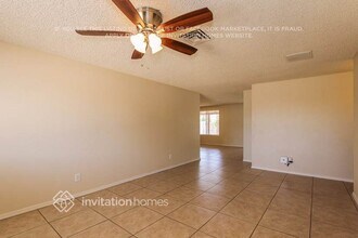 6121 W Zoe Ella Way in Glendale, AZ - Building Photo - Building Photo