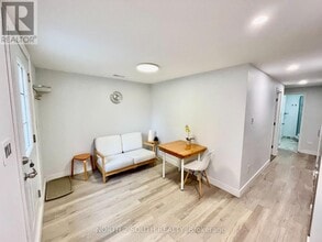 9 Barwell Crescent in Toronto, ON - Building Photo - Building Photo